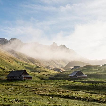 Berggasthaus Tannalp Melchsee Frutt Bagian luar foto